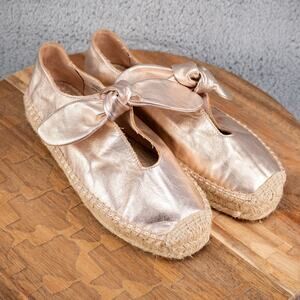 Bernardo Viola Bow Slide Gold Metallic Shoes Size 6
